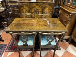 Antik stílusú étkezőasztal 4 db támlás székkel