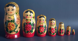 Orosz, 7 darabos, hibátlan matrjoska baba készlet – kézzel festett (16cm)