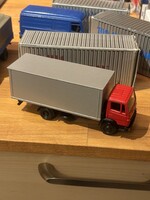 Mercedes fém modell!