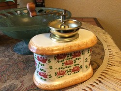 Olasz kerámia kávédaráló