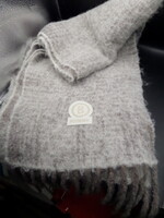 Bogner (eredeti) unisex meleg, luxus extra fine gyapjú sál 234 x 58 cm + rojt 12 cm