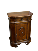 Antik kis komódszekrény – fiókos, ajtós kivitelben (19–20. sz. forduló)