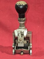 Antik dátum bélyegző