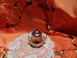 Kávéskanna formájú teafű szűrő