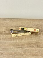 NDK-s cukorcsipesz dobozában