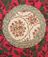 Régi kör gobelin terítő vitrinbe, polcra (M5975)