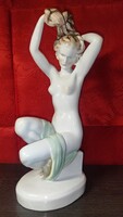 Herendi fésülködő akt, 37 cm