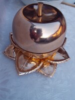 Retro pálinkás poharak alma formában