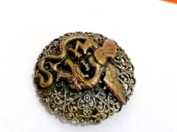 Vintage, filigrán, patinás, antik hatású réz bross, ázsiai motívummal   728.