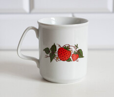 Retro porcelán bögre szamóca / eper mintával