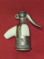 Porcelán betétes szódásüveg fej