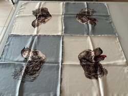 Cocker spániel mintás selyemkendő, szignált, 78 x 76 cm