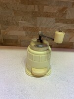 Bakelit kávédaráló.