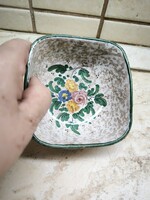 Kerámia asztalközép kínáló, virágos mogyoró kínáló eladó!