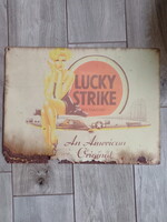 Antik festett acél reklámtábla (Lucky Strike, 40x30 cm)
