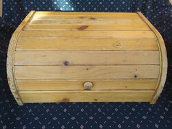 Kenyér tároló fából