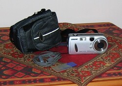 Eladó japán digitális fényképezőgép