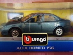 ALFA ROMEO 156 1:24 BBURAGO AUTÓMODELL + GYÁRI KATALÓGUSOK