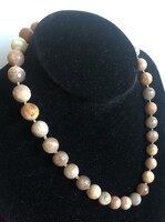 Egyenként csomózott, fazettált, 14mm Napkő ásvány nyakék