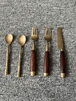 Szegecselt rózsafa nyéllel réz evőeszközök