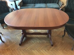 Kinyitható modern ebédlő asztal