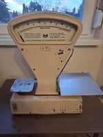 Retro bolti mérleg zöldségesmérleg piaci mérleg súlyokkal