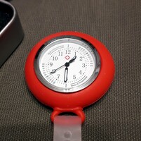 Nővéróra. Új, dobozában, gombelemmel együtt, ajándékozható