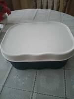 Tupperware pékinas ,kenyér tároló eladó