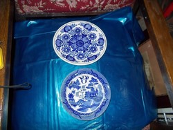 Nagyon szép kékszínű Falitányérok