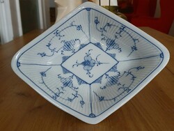 Rauenstein rombusz alakú porcelán tál, asztalközép.