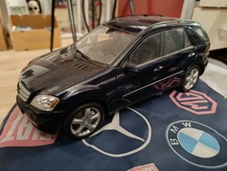 Mercedes Benz M-osztály Modellautó