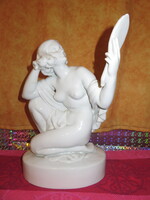 Herendi tükrös női akt 40 cm, fehér, Szilágyi Nagy István szignóval