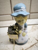 Kerámia kék kalapos kislány szobor  eladó!