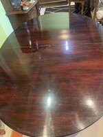 Ovális étkező asztal