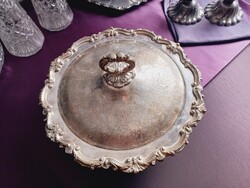 Ezüstözött fedeles kekszes tál, kínáló