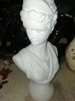 Mellszobor Büszt a képeken látható állapotban