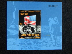 1989. Első ember a Holdon (II.) blokk**