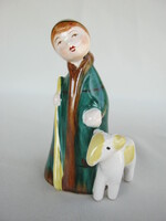 Bodrogkeresztúri kerámia fiú báránnyal