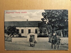 NAGYVISNYÓ KÖZSÉG ISKOLÁJA Képeslap