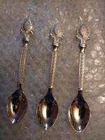 Eladó sosem használt , díszes kis teáskanalak