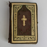 Régi bőrfedeles imakönyv rézverettel