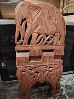 Elefàntos faragott fa szakácskönyvtartó