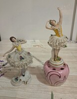 Porcelán balerína figuák egyben