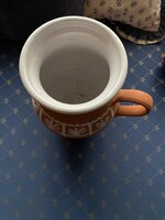 Népi kancsó,bokály,kerámia kancsó,belül festett - mázas kialakítással.Pici felületi hiány egy helyen