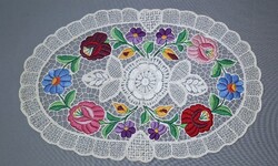 Riselt  kalocsai áttört terítő  38 x 25 cm.