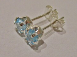 Kézműves ezüst fülbevaló valódi szép égkék topázokkal