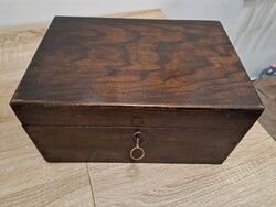 Tölgy fából készült régi fa kazetta 35x25x17 cm