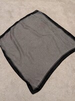 Fekete-fehér mintás 100% selyem kendő