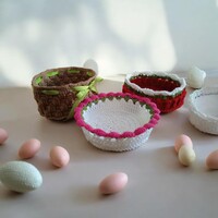 Kézzel horgolt nyuszi kosarak