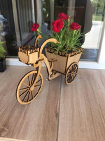 I. Kézműves fa virágtartó tricikli – nemes furnéros dekoráció